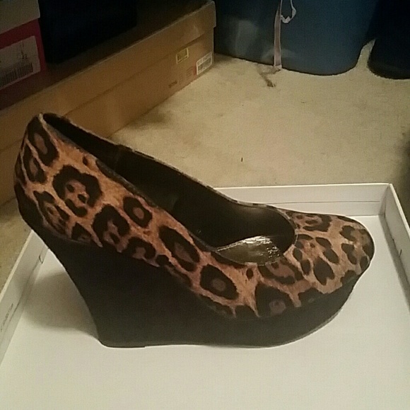 Animal print wedge - Picture 2 of 2