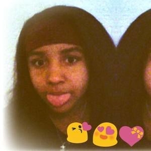 Meet your Posher, Loretta