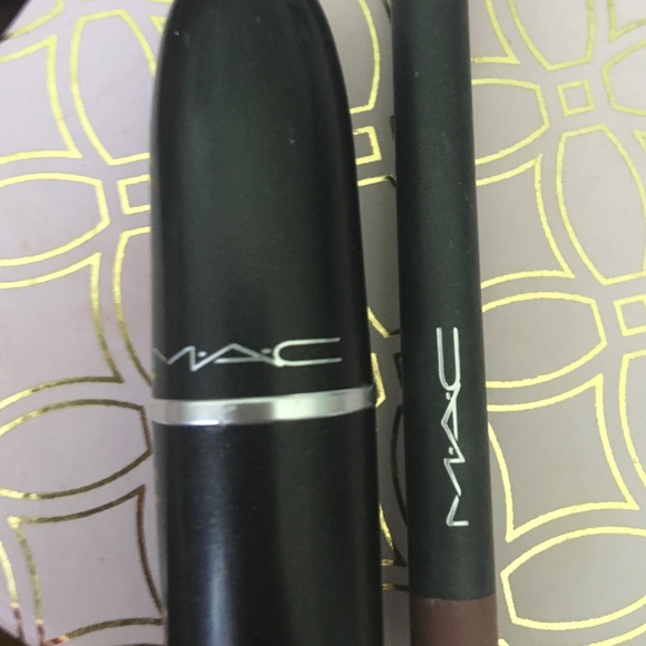 MAC whirl matte lip stick AND matching lip pencil!