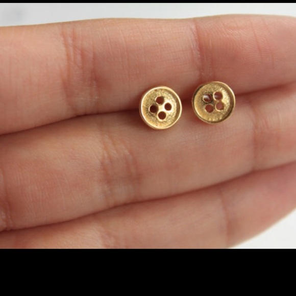 Gold plated button earrings