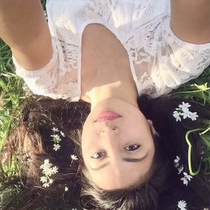 Meet your Posher, Abigail