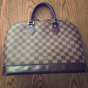 Louis Vuitton Alma PM in Damier Ebene Canvas
