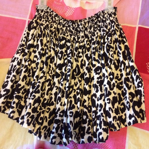 Leopard print miniskirt