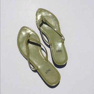 Formal Green Flip Flops
