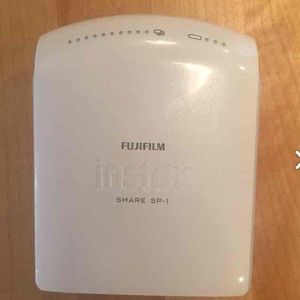 FUJIFILM INSTAX PRINTER