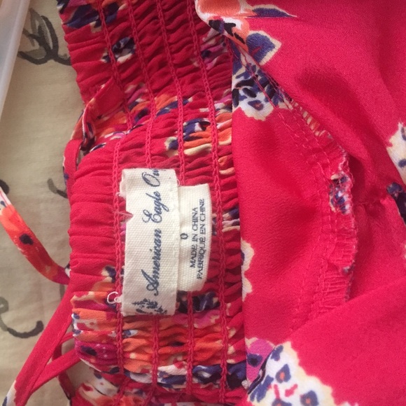 🚫¡¡SOLD!!🚫 Vivid Red American Eagle Floral Dress - Picture 3 of 4