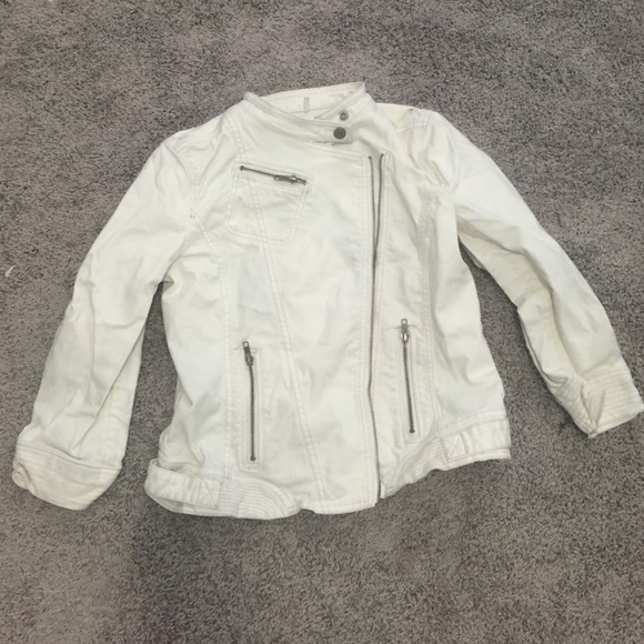 Loft side zip cream jean jacket! Size 10!