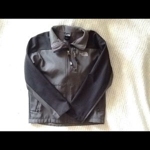 Kids North Face gently used jacket☔️