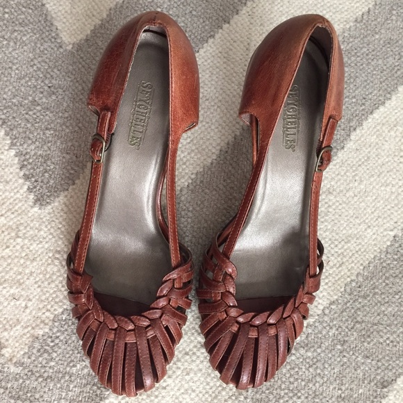 Anthropologie Seychelles leather heeled sandal s 8