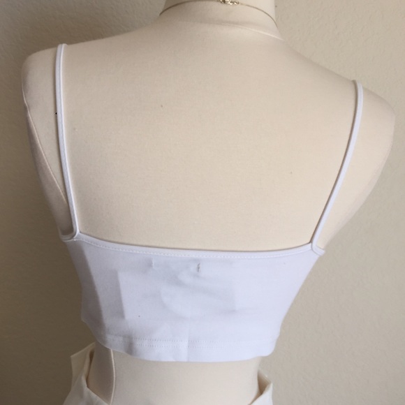 White crop top - Picture 4 of 4