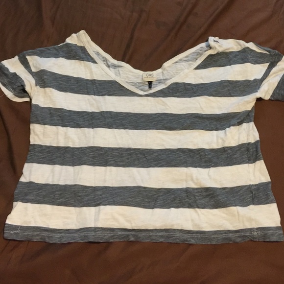 Fall of the shoulder top.