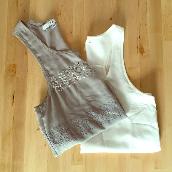 Tank top bundle!