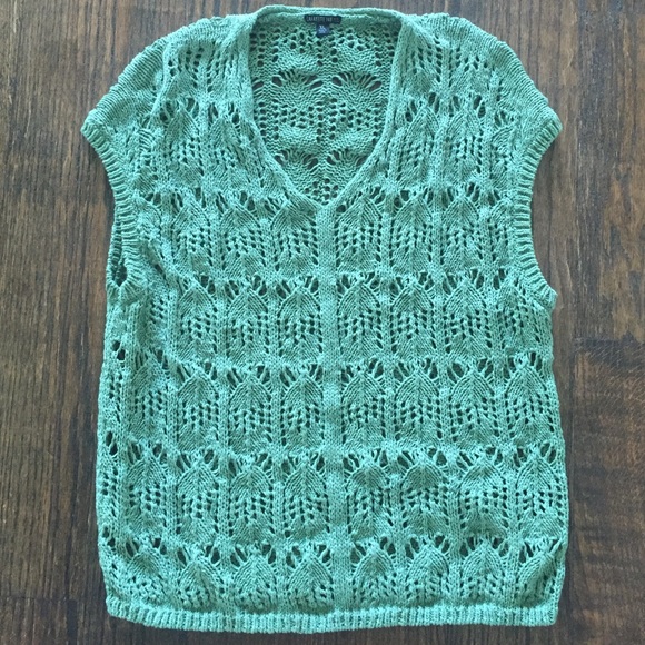 GREEN TOP