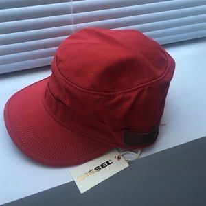 Diesel celoveryet hat red one size