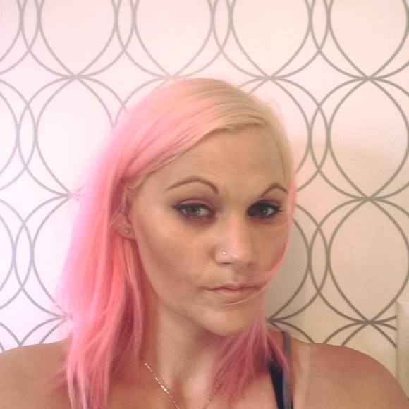 Meet your Posher, Becky - Picture 1 of 1