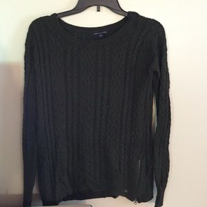 AE Dark Green Cable Knit Sweater