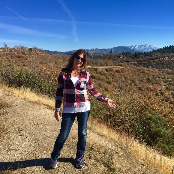 Meet your Posher, Tami. - Picture 2 of 4