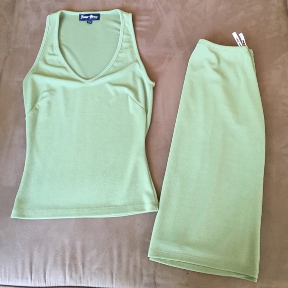 Bisou Bisou Top and skirt set