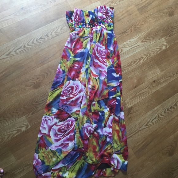 Roberta (Macy's) floral strapless Gown