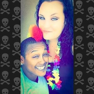 Meet your Posher, Serrenia