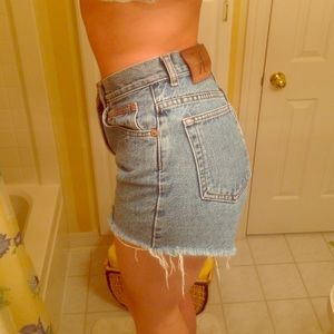 Calvin Klein Vintage High-wasted Shorts