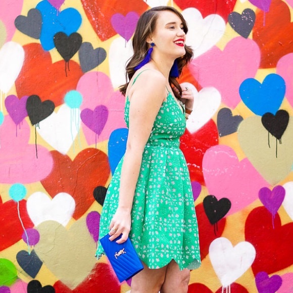 SOLD ❤️ aqua // NWT black bonded lace skater dress - Picture 4 of 4