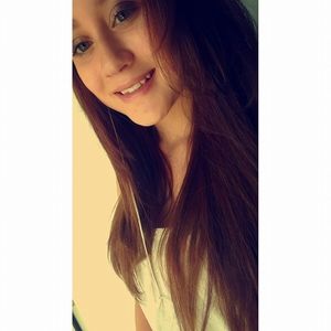 Meet your Posher, Leah