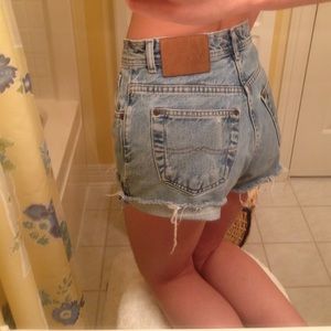 High-wasted Denim Structure Shorts