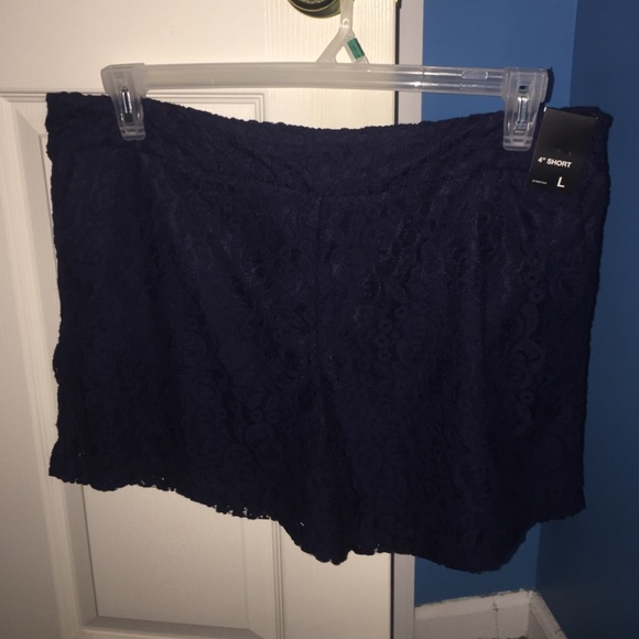 New York & Company Pants - NWT Navy blue shorts with pockets