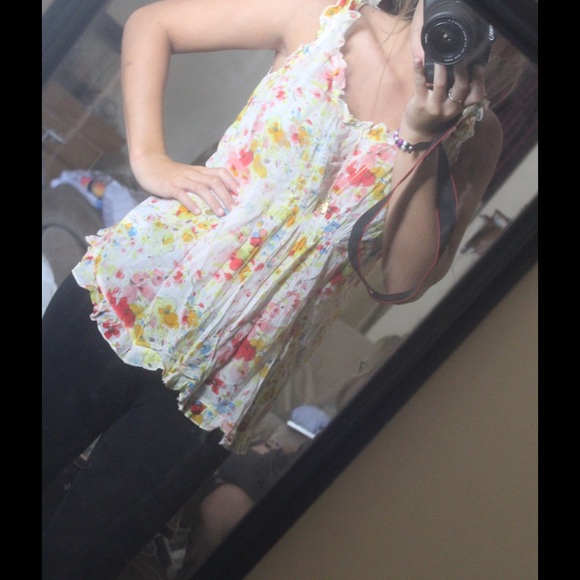 Flowery old navy tank