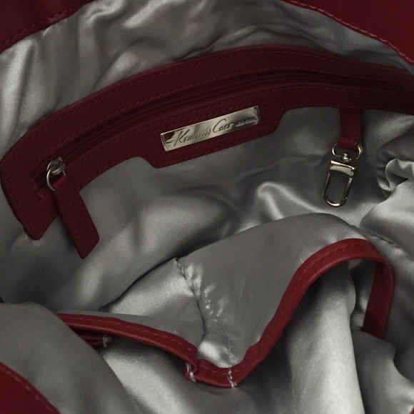 Kenneth Cole soft red leather shoulder bag - Picture 4 of 4