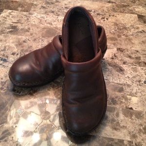 Boc Born Concept Clogs. Brown, Size 7.5. Like New!