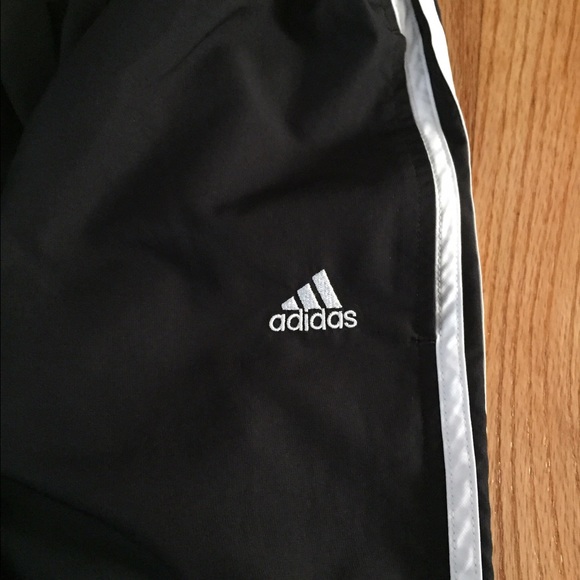 EUC Adidas windbreaker pants - Picture 3 of 4