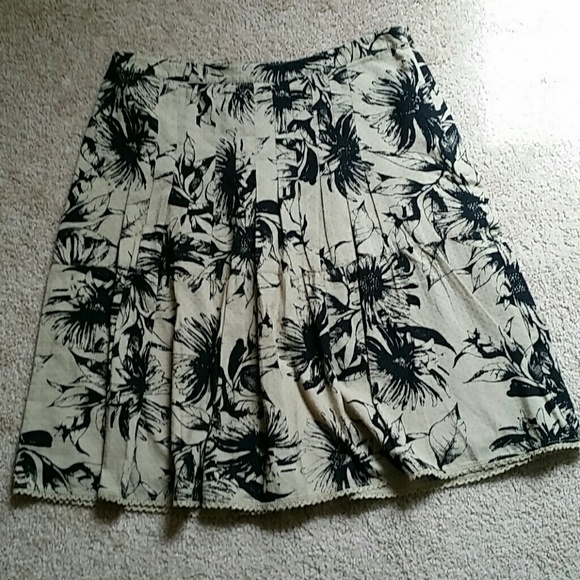 Ann Taylor petites skirt