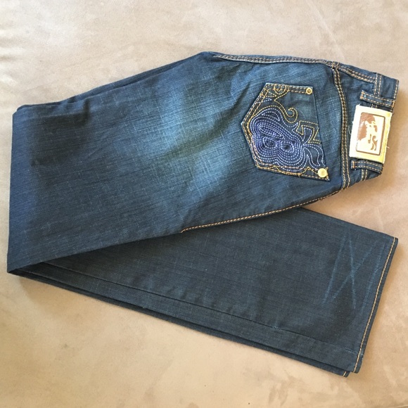 $18 or 3/$35. Apple bottom jeans