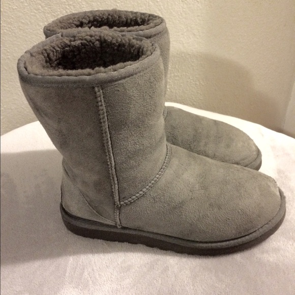 Ugg boots. Grey. Womens 8.5.