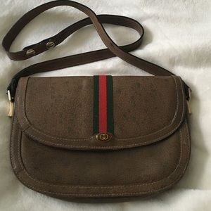 Vintage Gucci cross body bag