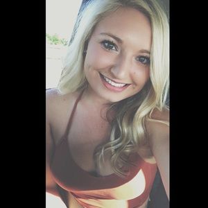 Meet your Posher, Mckenna