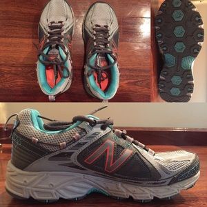 Women's New Balance Tennis Shoes