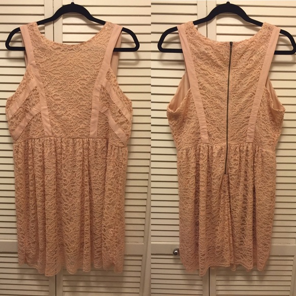 NWOT ❤️Blush Lace Dress❤️