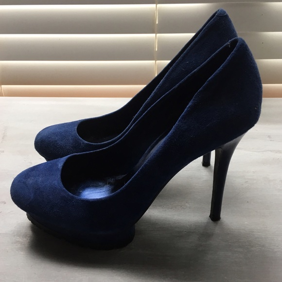 BCBG blue heels - Picture 2 of 3