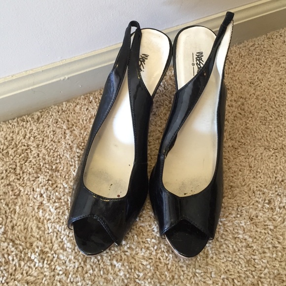 🎉🎉Peep toe sling back heel
