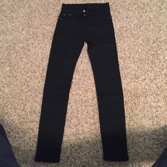 Brand new frayed black jeans