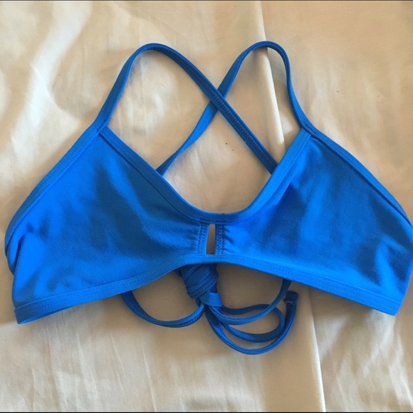 Jolyn, Water Blue Vent top