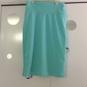 Light Blue/Teal Small LuLaRoe Cassie