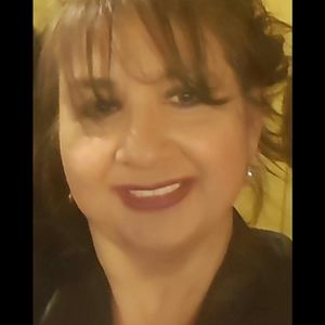 Meet your Posher, Esther