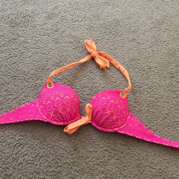 Push up bikini top