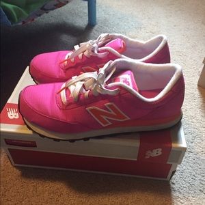 Pink New Balance Tennis shoe