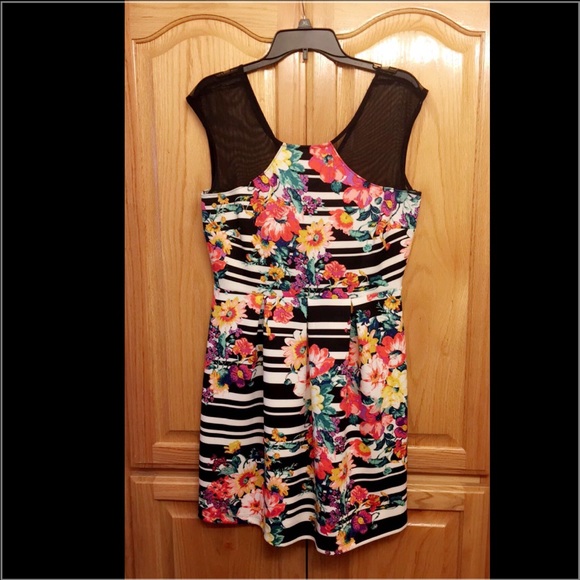 Comfy floral Dress