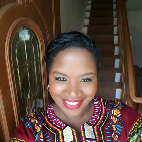 Meet your Posher, Tarrah - Picture 3 of 4